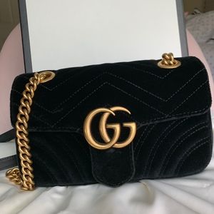 GUCCI MARMONT MINI IN BLACK VELVET!